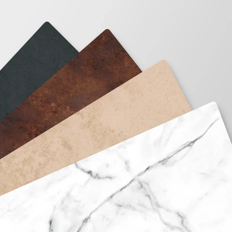 RENODECO Oberflächen Verschiedene Texturen und Farben von Materialien: Schwarz, Braun, Beige und Marmor.